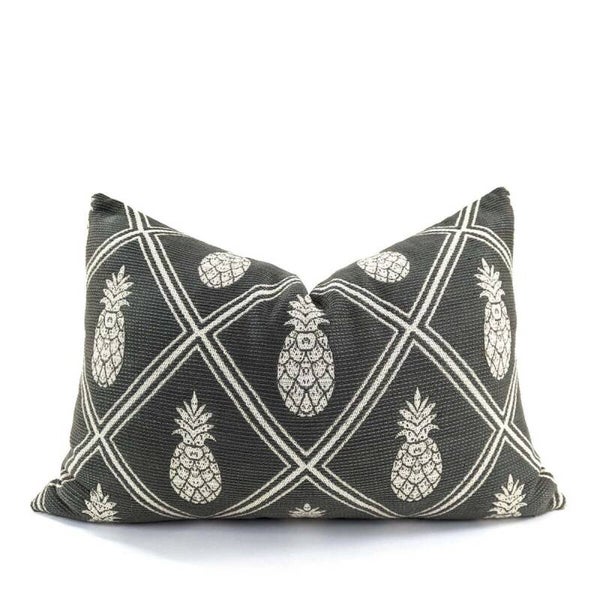 Cushion Cover  - Pinapple - Black / Natural