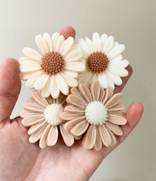 Wick + Thread | Daisy Wax Melts