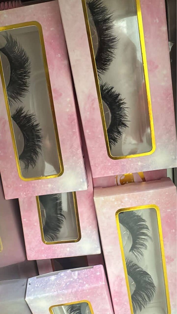 Cluster lashes