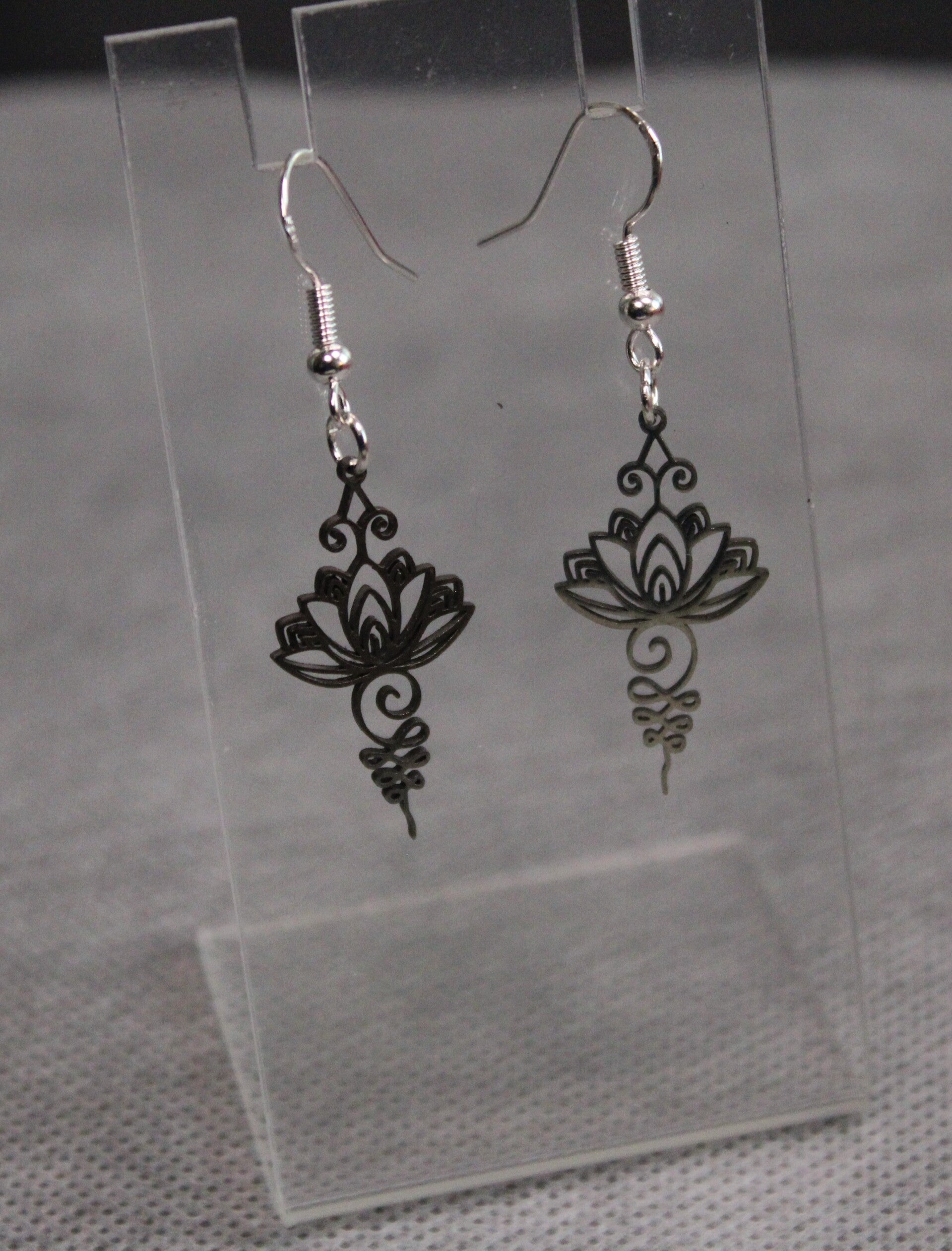 Ohrringe mit Ornament (mittel)