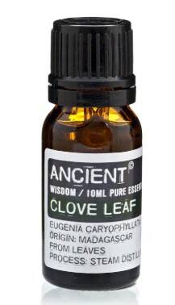 Huile essentielle de clou de girofle (apaise l'acné, les ecchymoses, les coupures, les brûlures, les plaies aux jambes, utilisée comme analgésique pour les rhumatisme et l'arthrite ...)
