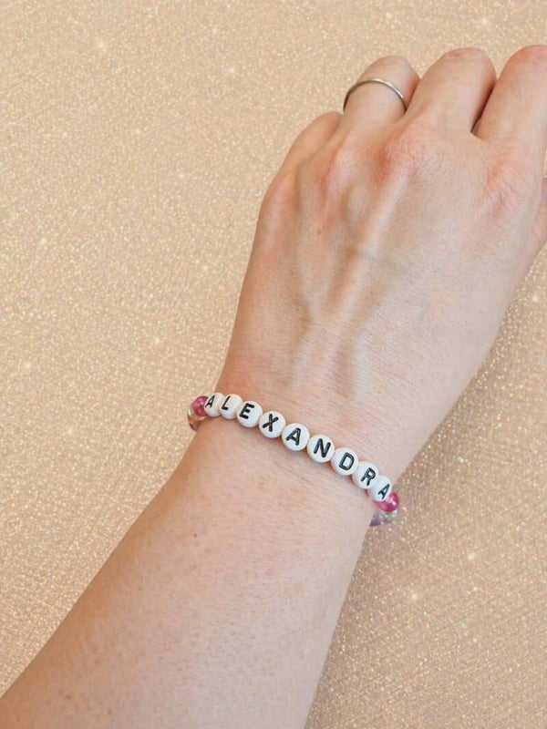 Bracelet avec prénom et couleur