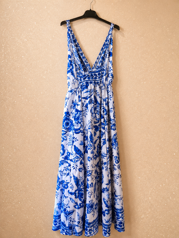Robe a bretelle