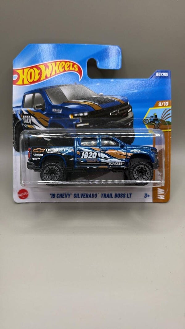 Hot Wheels 2025  '19 Chevy Silverado Trail Boss LT