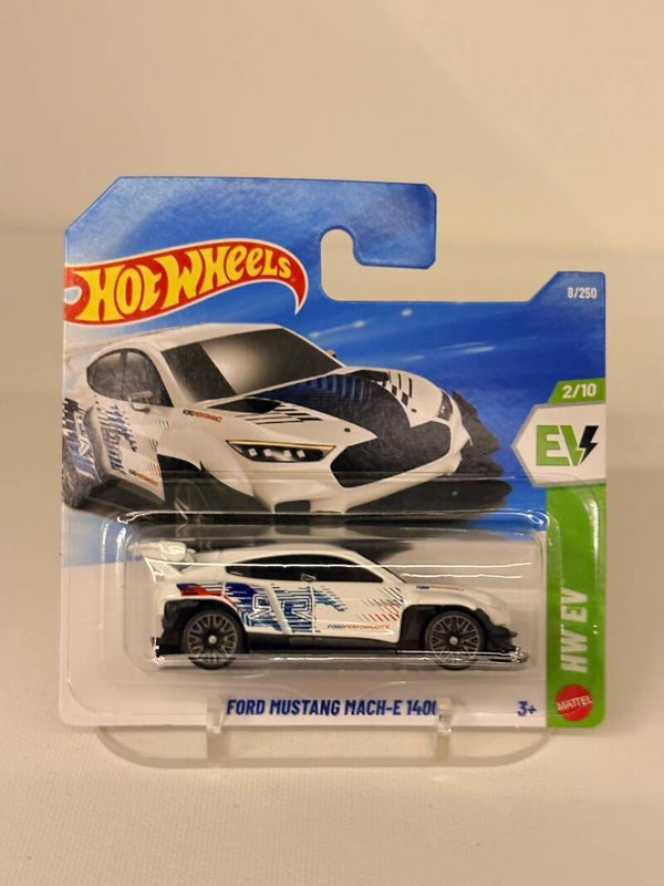 ford mustang mach-e 1400