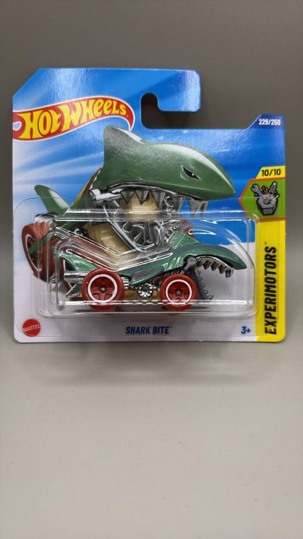 Hot Wheels 2025  TH Shark Bite