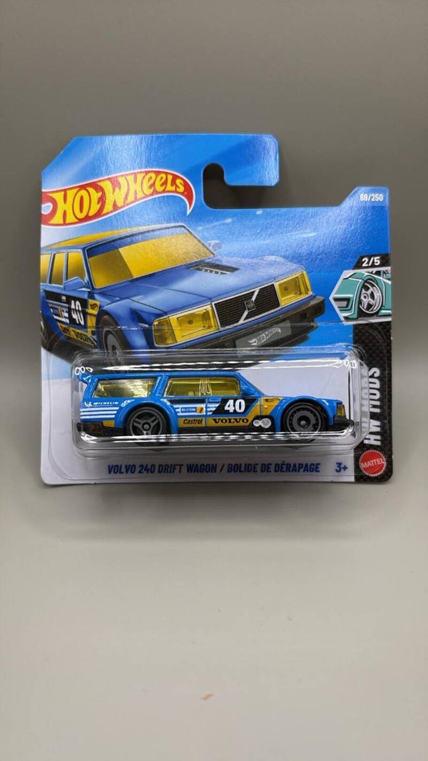 Hot Wheels 2026   Volvo 240 Drift Wagon