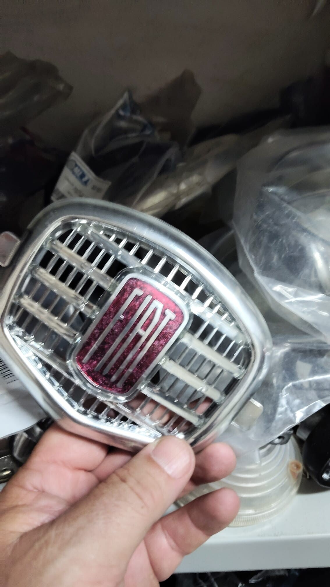 Mascherina Fiat 500 plastica