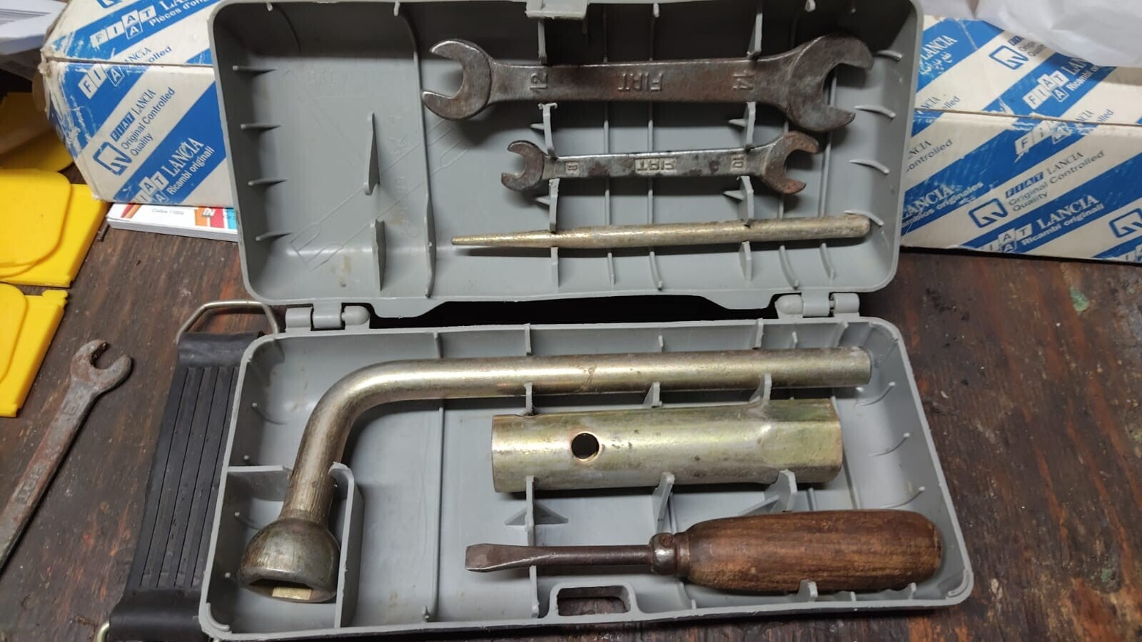 Cassetta chiavi attrezzi Fiat 500