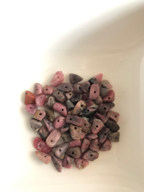 Donker roze edelstenen