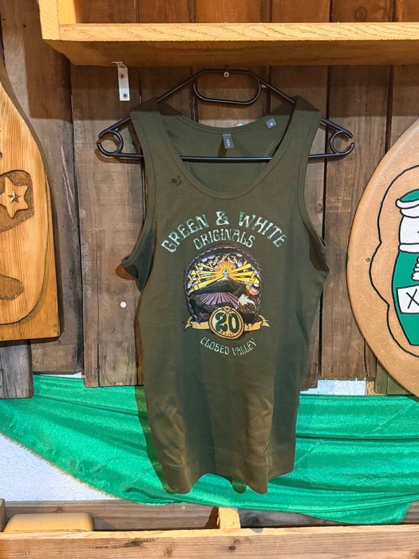 Support - Green & White Originals Closed Valley Trad - Debardeur