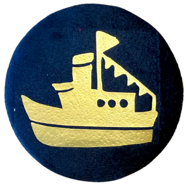 Baretspeld / button met de stoomboot blauw