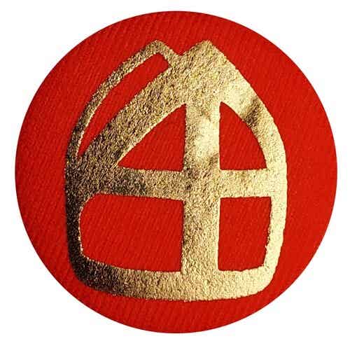 Button met mijter rood