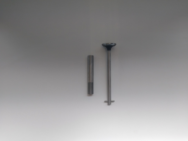 Klep + uitlaatklepgeleider O-11 O-21 O-41