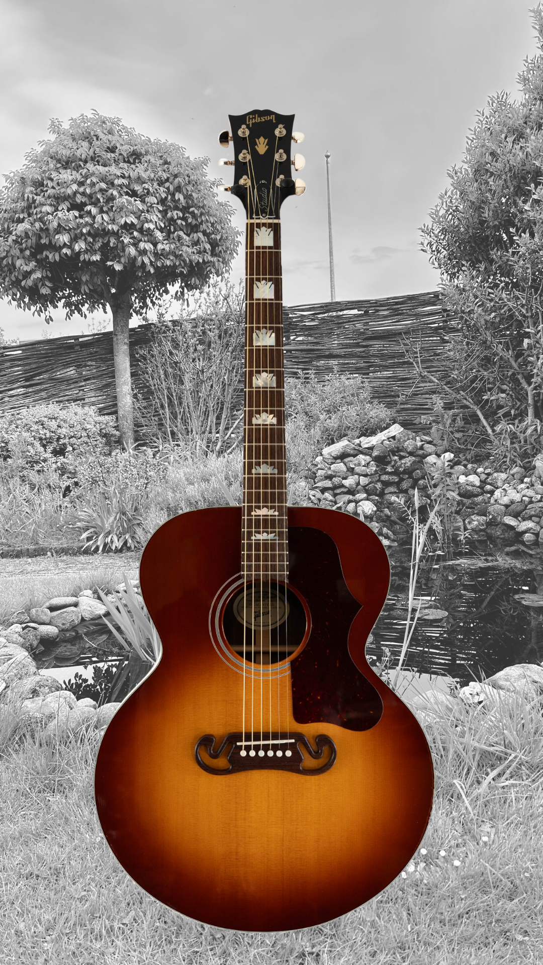Gibson SJ-200 Studio Rosewood Burst 2022