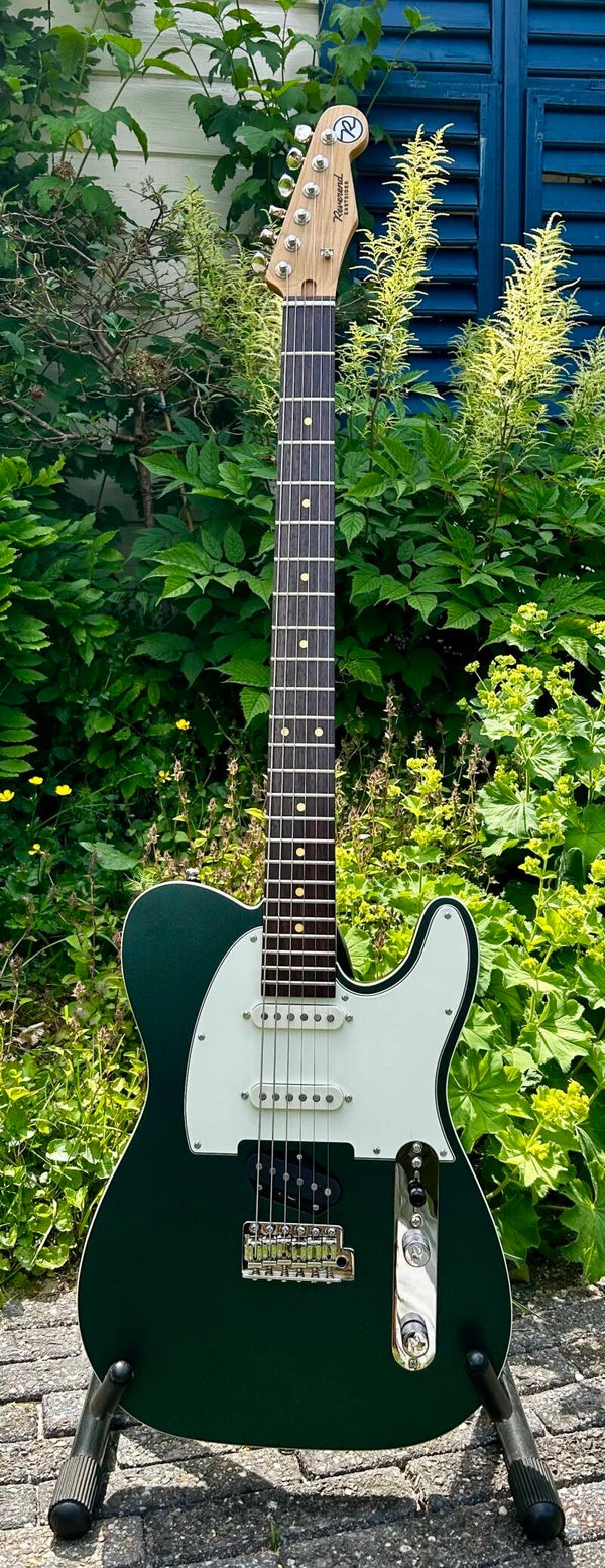 Reverend Pete Anderson Eastsider Bariton