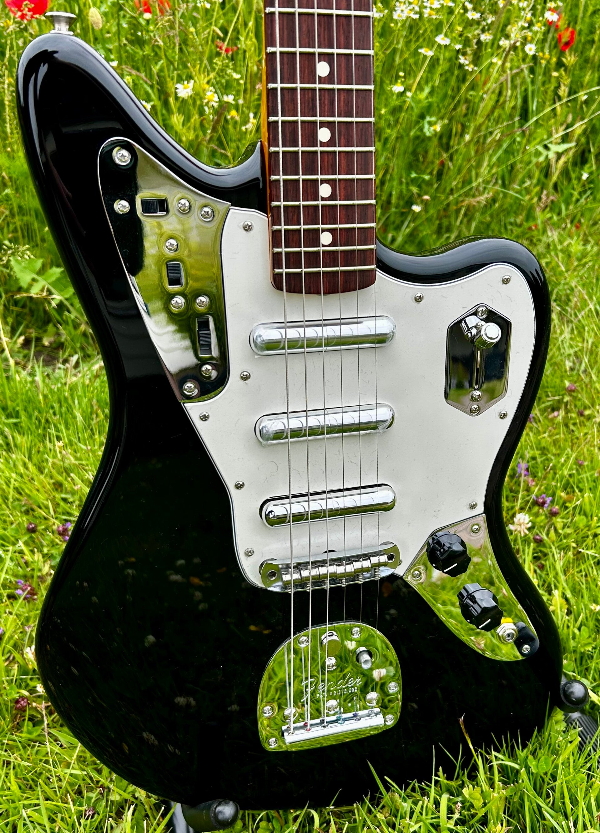 Fender Limited Edition Johnny Marr Signature Special Jaguar RW, Black