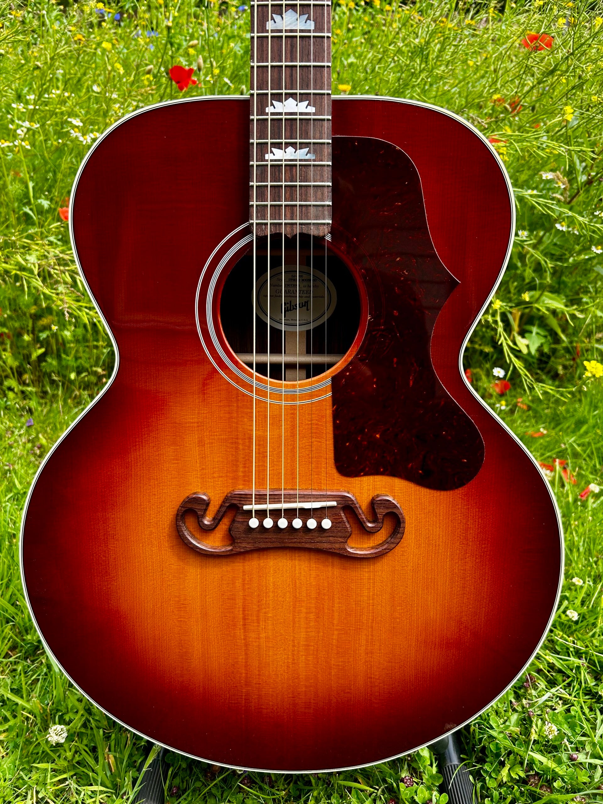 Gibson SJ-200 Studio Rosewood Burst 2022
