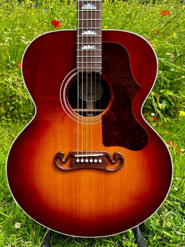 Gibson SJ-200 Studio Rosewood Burst 2022