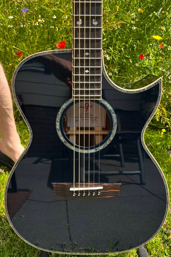 Homestead Orchestral Model Floretine Cutaway OMC Dark Blue