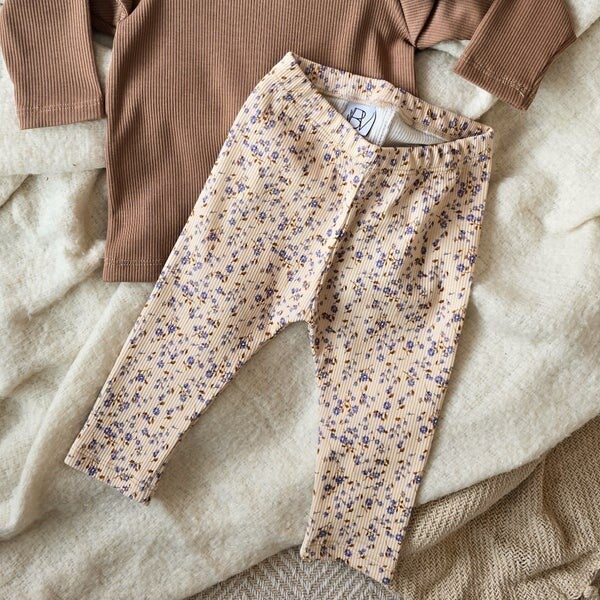 Broekje Rib Bloemen Blauw