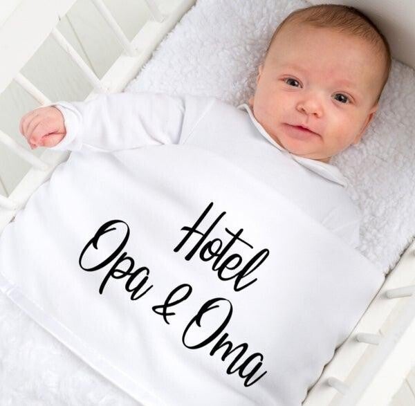Dekentje Hotel Opa & Oma