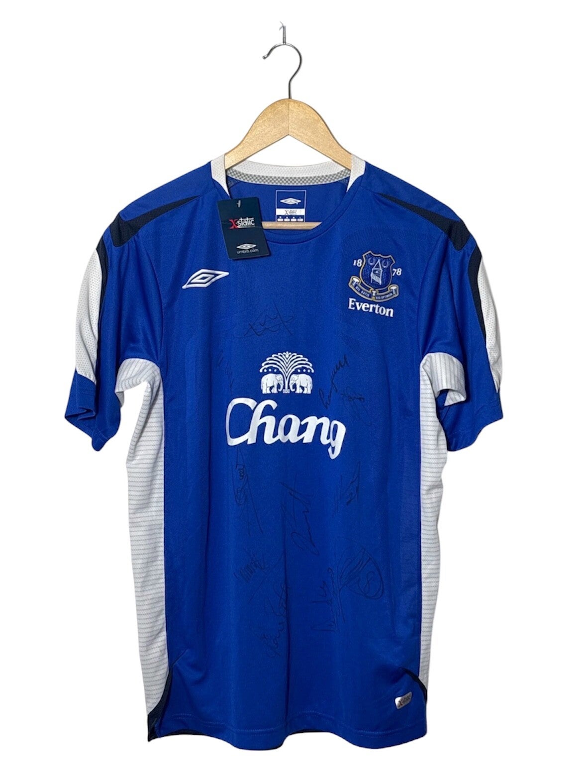2006-07 Signed Everton Training Shirt BNWT - M