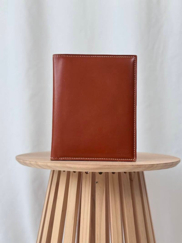 Delvaux cover