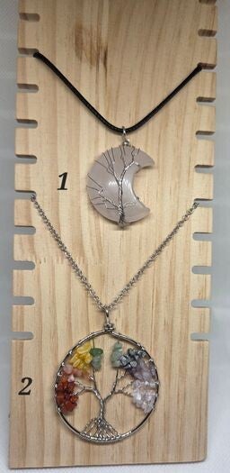 Kette mit Rosenquarz oder Lebensbaum, Räuchergefäß, Räucherbündel, Räucherbrunnen