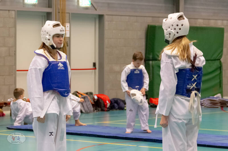 TaekwondoSomerenGeupExamenDecember2020_057.jpg