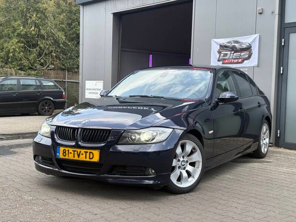 BMW 320i exclusieve (E90)