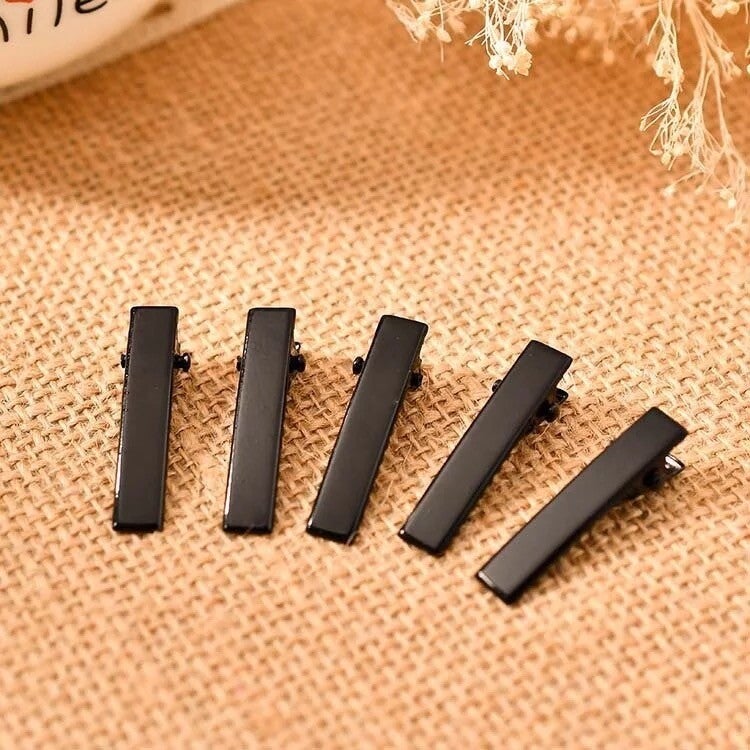 30mm Black Alligator Hair Clips