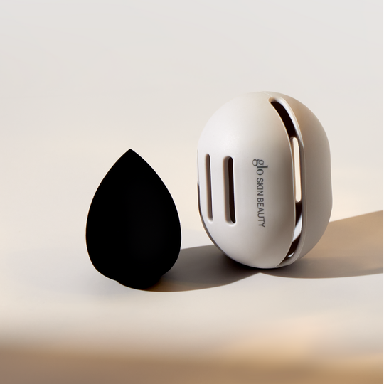 Glo - Makeup Blender Sponge + Limited Edition Travel Case