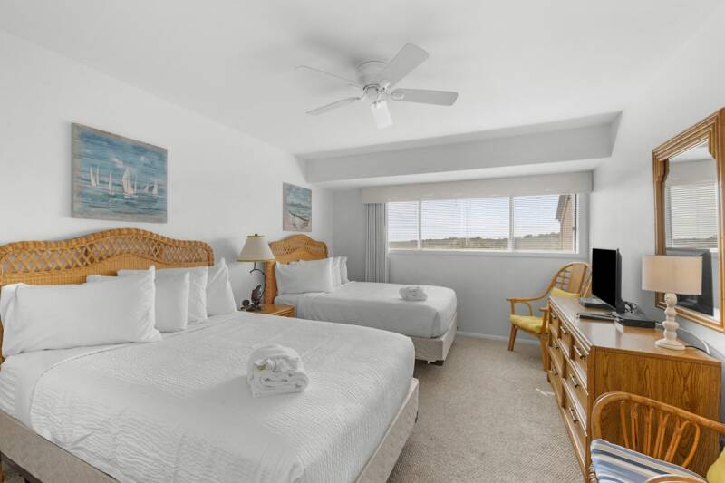 blue-room-standard.jpg