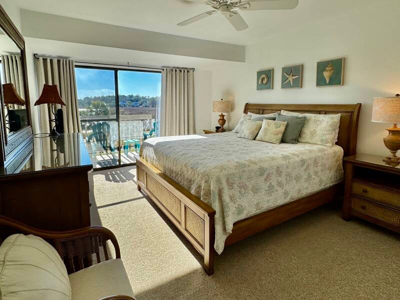 Second Floor King Bedroom Marsh Side