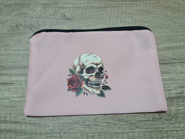 Pochette tête de mort