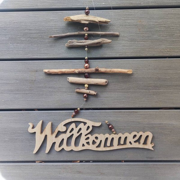 Schwemmholz Girlande mit Willkommen Schriftzug natur