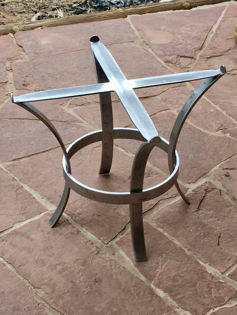 Custom steel stands made to order in Santa Fe