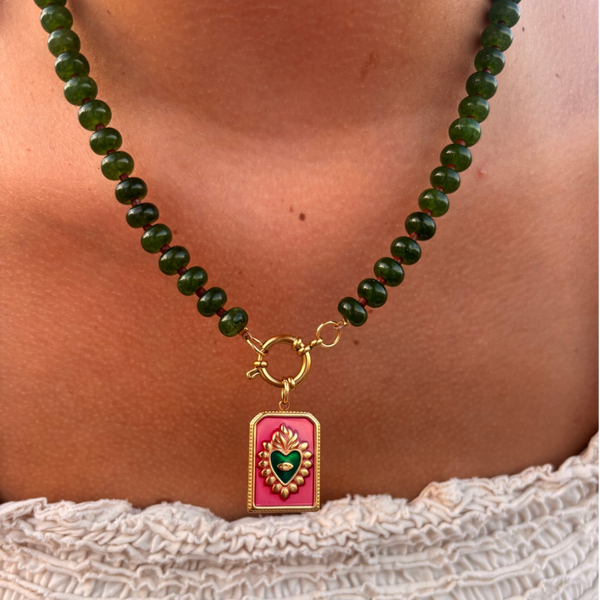 THE OLIVE NECKLACE