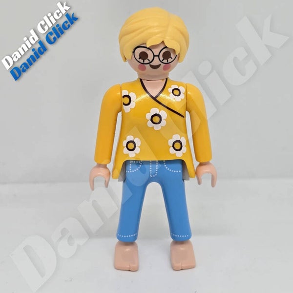 Playmobil Chica Jesery Flores