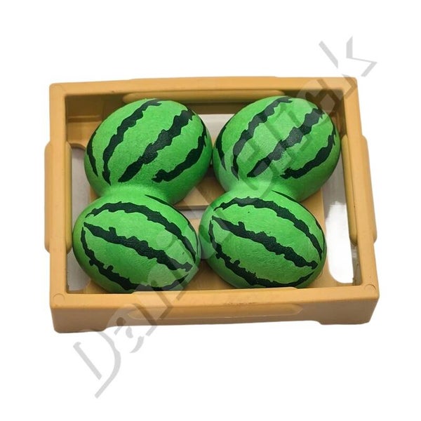 Caja con sandía,melón