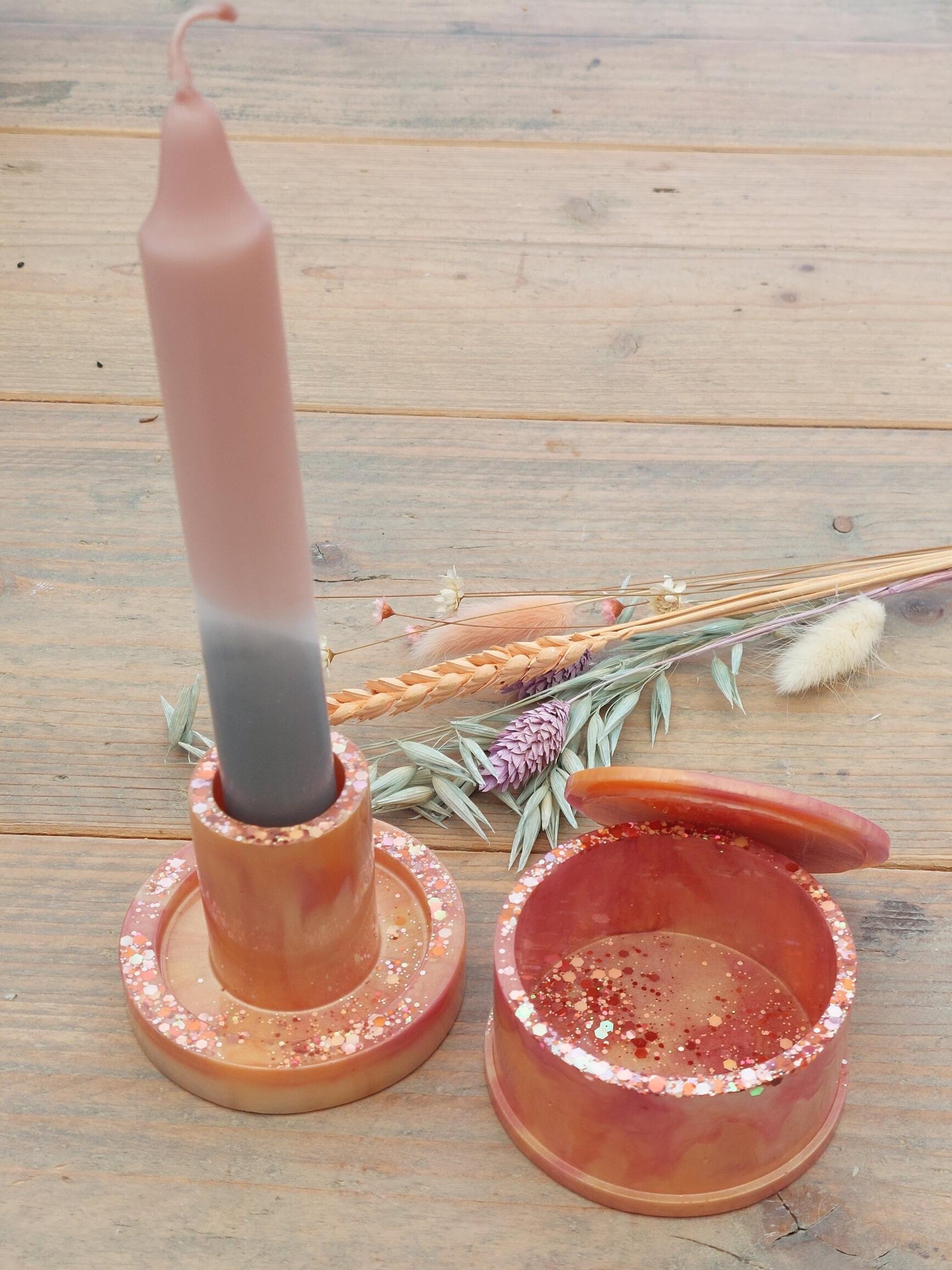 Set kaarsenhouder en bijpassend potje met deksel