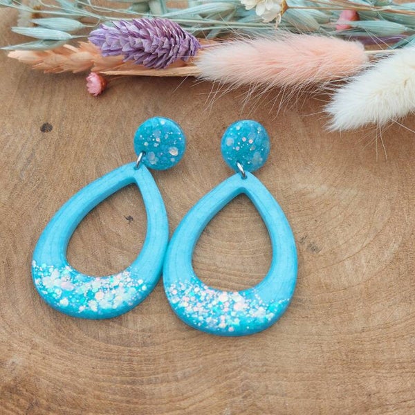 Oorstekers SOLI Babyblue glitter
