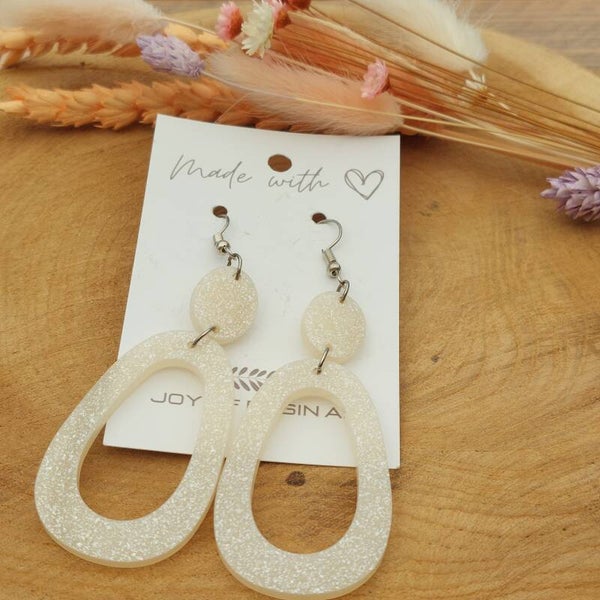 Oorhangers MAE White Shimmer