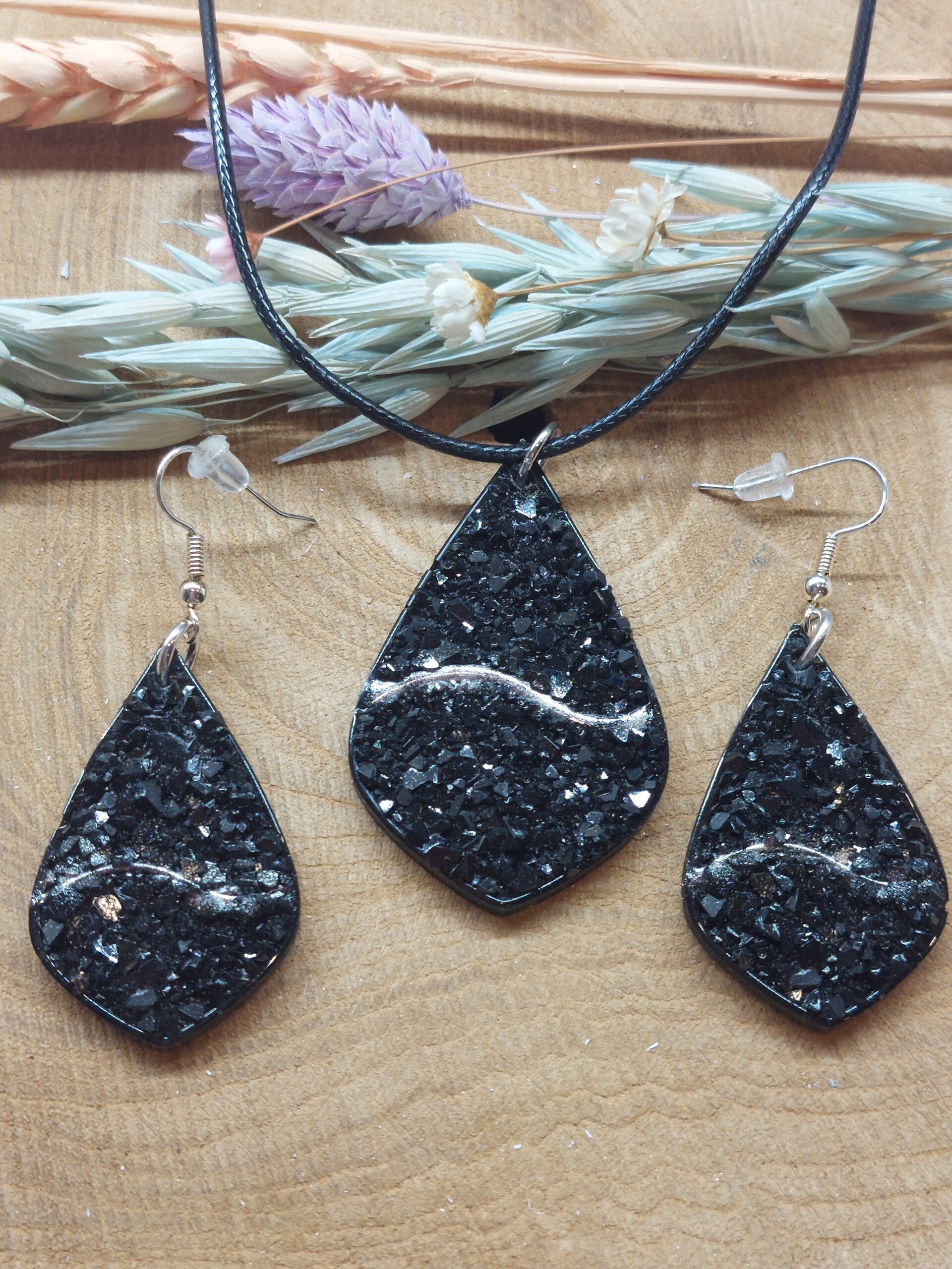 Set NAYA Black Shimmer