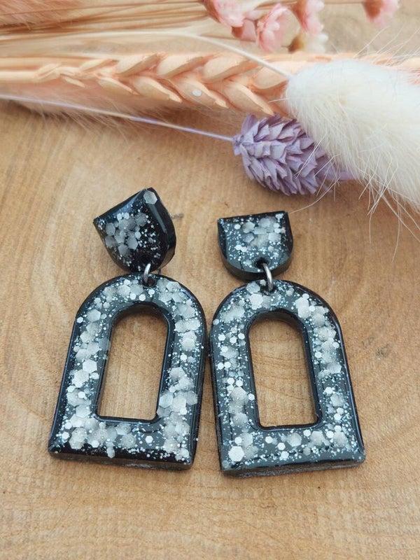Oorstekers ODETTE Black & White