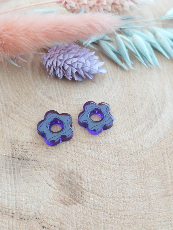 Resin bedeltjes DAISY Violet