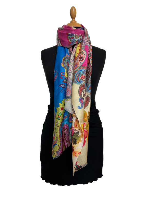 HIGHFIELD SHAWL DESSIN “PAISLEY-FLOWERS” ZIJDE 70CM X 180CM – geel/fuchsia/turquoise/kobalt/oranje Code:247