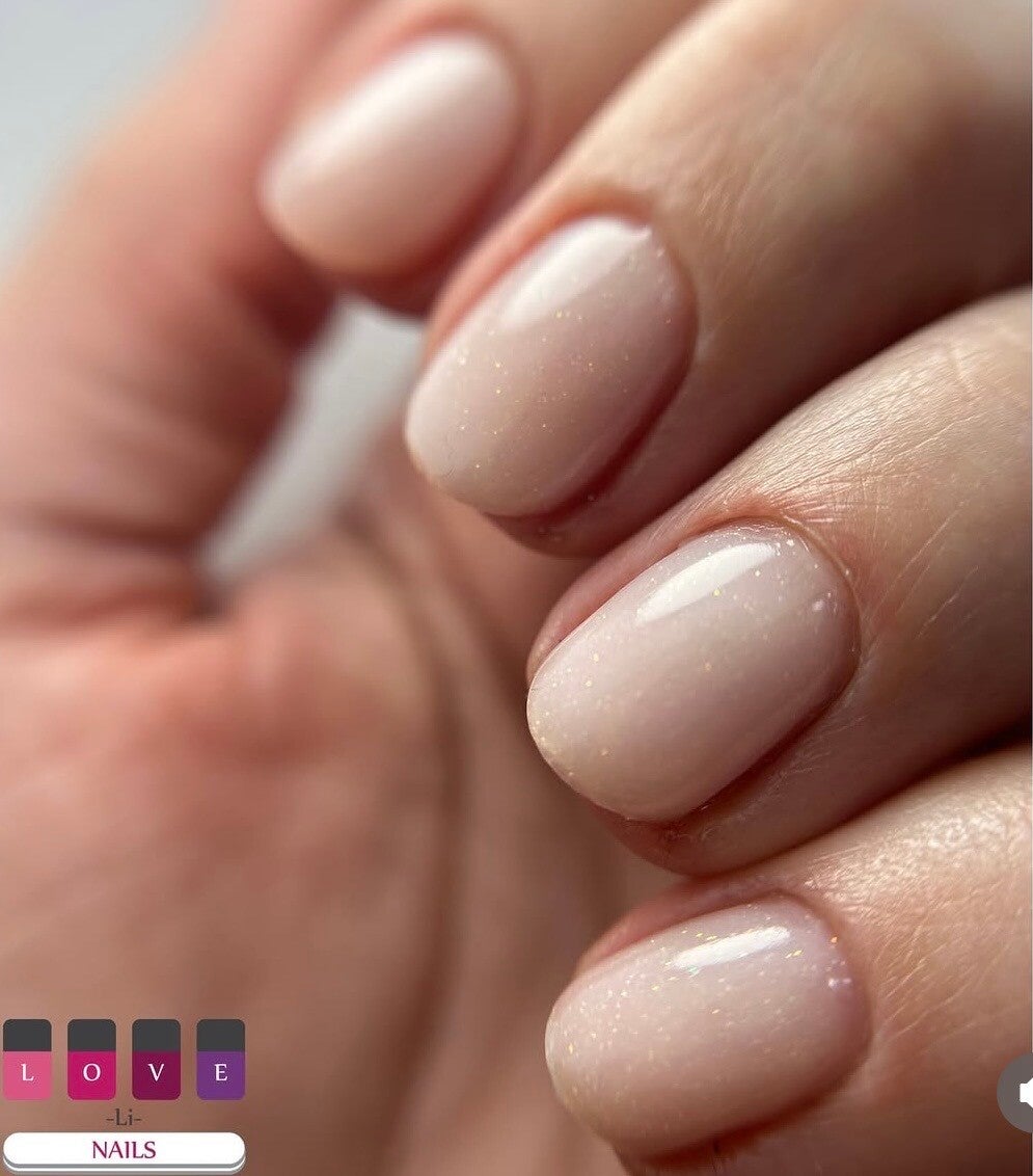 Natural nail treatment en biab op natuurlijke nagels