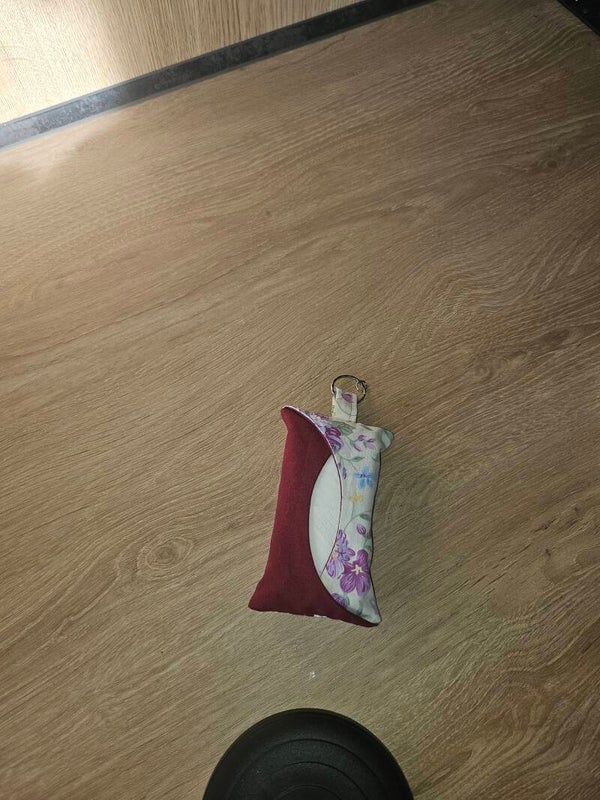 🤍 Porte-mouchoirs porte-clés – Pratique au quotidien 🤍